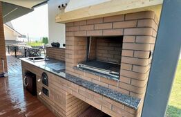 Casa de vanzare, 244 mp, strada Sfantul Stefan