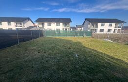 Casă duplex – Weekend Residence, cartier rezidențial liniștit