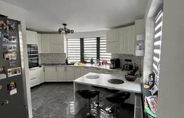 Casa superba in Tarnaveni, 200mp! 