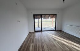 Casă luminoasă în stil mediteranean, Ernei