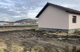 Casă luminoasă în stil mediteranean, Ernei