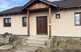 Casă luminoasă în stil mediteranean, Ernei