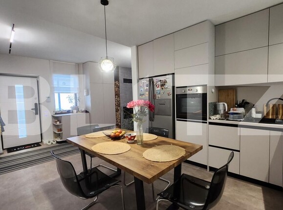 Casa de vânzare 6 camere Semicentral - 187931CV | BLITZ Târgu Mureș | Poza1