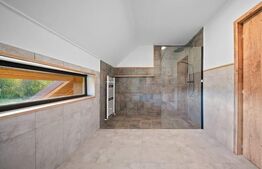 Casa cu design deosebit in Corunca! 200mp!