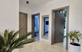 Penthouse de vanzare, 120 mp + 60 mp terasa, zona Unirii