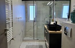 Penthouse de vanzare, 120 mp + 60 mp terasa, zona Unirii