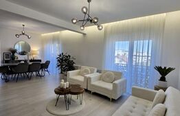 Penthouse de vanzare, 120 mp + 60 mp terasa, zona Unirii