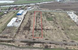 Teren intravilan 3.695mp pe DN15 la intrare in Reghin