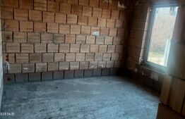 Casă la Roșu – Localitatea Dumbrăvioara, com Ernei