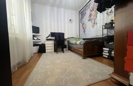 Casă de vânzare – 450 mp teren, zonă centrală și liniștită