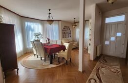 Casa Exclusivista  5 dormitoare, teren 920 mp Livezeni- Cart. Orizont