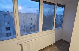 De vânzare apartament 3 camere decomandat – 66,49 mp – complet renovat