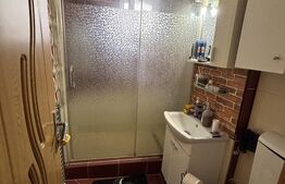 Apartament 3 camere, 56 mp, zona Dambu