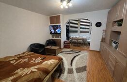 Apartament 3 camere, 56 mp, zona Dambu