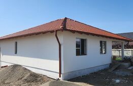 Casa In stil Mediteranean 110mp utli si teren de 530 mp in Nazna 