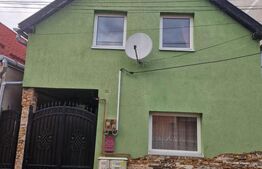  Casă cocheta in  Sighișoara – Oază de liniște in inima orasului