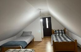 Casă de vacanță / cabană Câmpu Cetății – 2460 mp teren