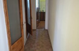 Teren cu casa de vanzare, 106 mp, zona Ungheni