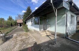 Casă de vânzare, 1063 mp teren, zona Mureșeni