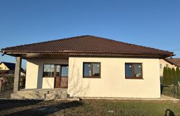 Casă individuală de vânzare în Sâncrai, 500 mp teren