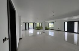 Casă stil mediteranean, 162 mp, teren 2600 mp, zona Silivașu de Câmpie
