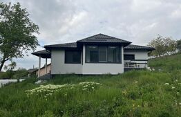 Casă stil mediteranean, 162 mp, teren 2600 mp, zona Silivașu de Câmpie