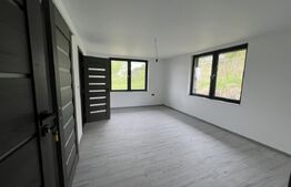Casă stil mediteranean, 162 mp, teren 2600 mp, zona Silivașu de Câmpie