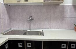 Garsoniera spatioasa, 30 mp, balcon inchis, zona Reghin 
