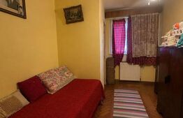 Apartament 3 camere de vânzare, 65 mp, zonă Centrală