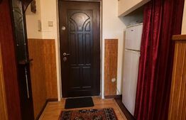 Apartament 3 camere de vânzare, 65 mp, zonă Centrală