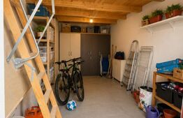 Apartament 2 camere, 65 mp, etajul 1, garaj 25 mp, zona Reghin