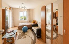 Apartament 2 camere, 65 mp, etajul 1, garaj 25 mp, zona Reghin