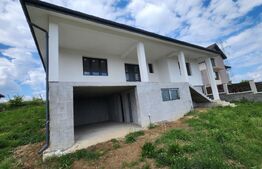 Casa pe un singur nivel, 180 mp, zona Nazna