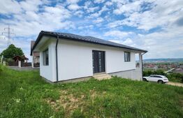 Casa pe un singur nivel, 180 mp, zona Nazna