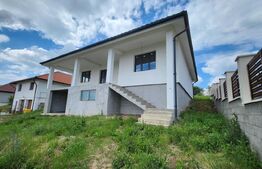 Casa pe un singur nivel, 180 mp, zona Nazna