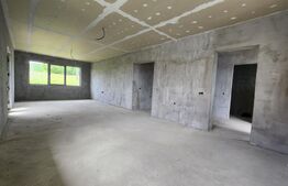 Casa pe un singur nivel, 180 mp, zona Nazna