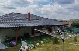 Casa de vanzare, 80 mp, zona Cerghid