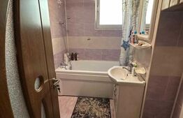 Apartament 3 camere decomandat, 70 mp, balcon închis, etaj 3, zona Cristești 