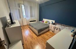Apartament 3 camere decomandat, 70 mp, balcon închis, etaj 3, zona Cristești 