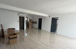 Apartament 3 camere, 100 mp, zona Central