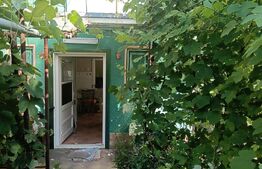  Casă la curte, 55 mp, zonă Libertatii