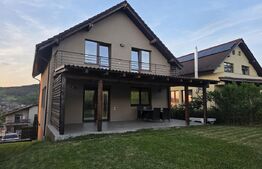 Casa 5 camere, 170 mp utili, zona Corunca 