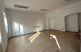 BLITZ oferă spre închiriere 3 camere în cadrul unui spațiu comercial ultracentra