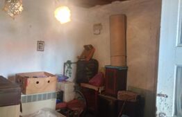 Casa batraneasca 88 mp, teren 610 mp, zona Unirii