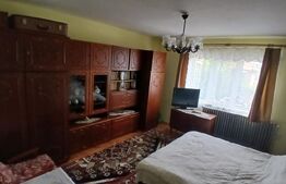 Casă de vânzare, 95 mp, zona Reghin