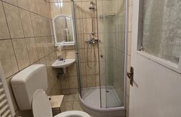 Apartament cu 3 camere, 70 mp, zona Reghin
