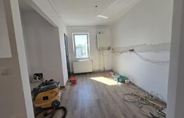Apartament 3 camere, 70 mp, renovat complet – Cartier Unirii, Reghin