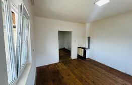 Casă individuală, 74 mp, teren 935 mp, zona Sâncraiu de Mureș