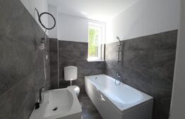 Casă de vânzare, 281 mp, zona Corunca