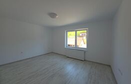 Casă de vânzare, 281 mp, zona Corunca
